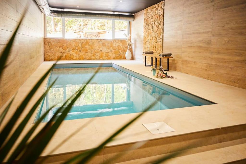 Chalet La Forgerie Piscine Jacuzzi Cinema Dış mekan fotoğraf